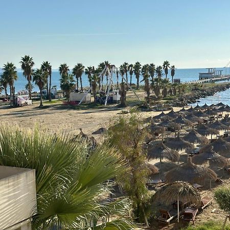 Beach View! Seaside Apartment Драч Екстериор снимка