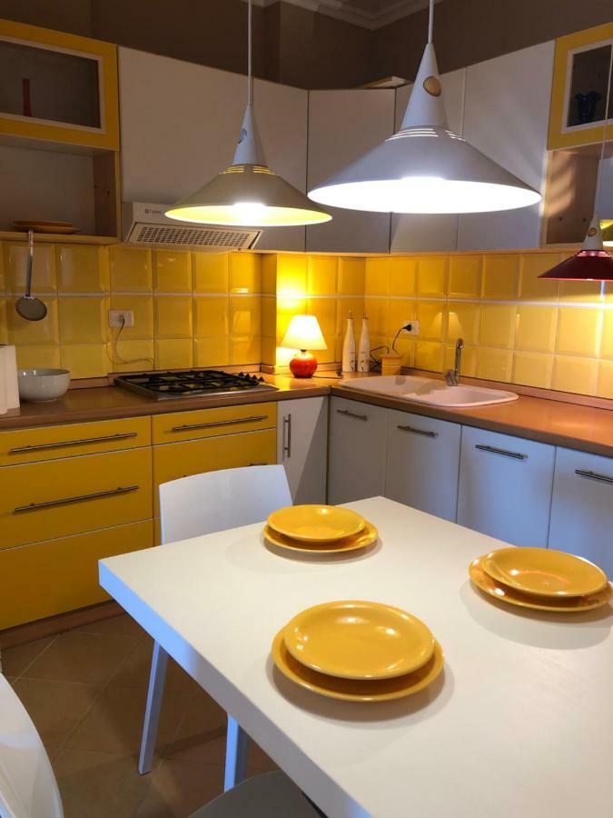 Beach View! Seaside Apartment Драч Екстериор снимка